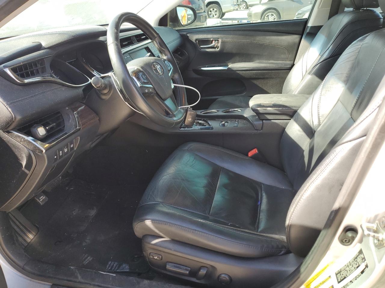 2013 Toyota Avalon - Image 7