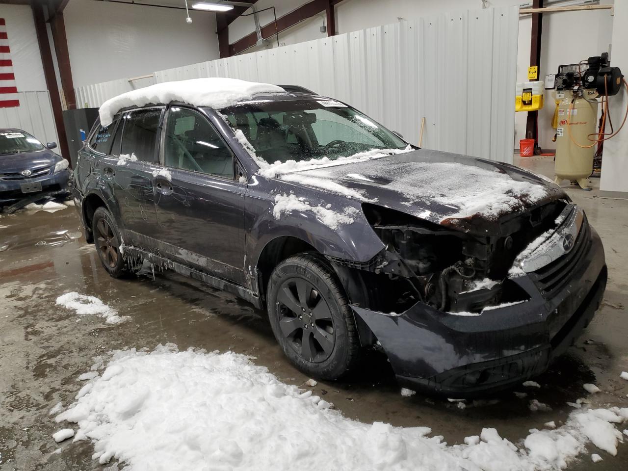 2012 Subaru Outback - Image 4