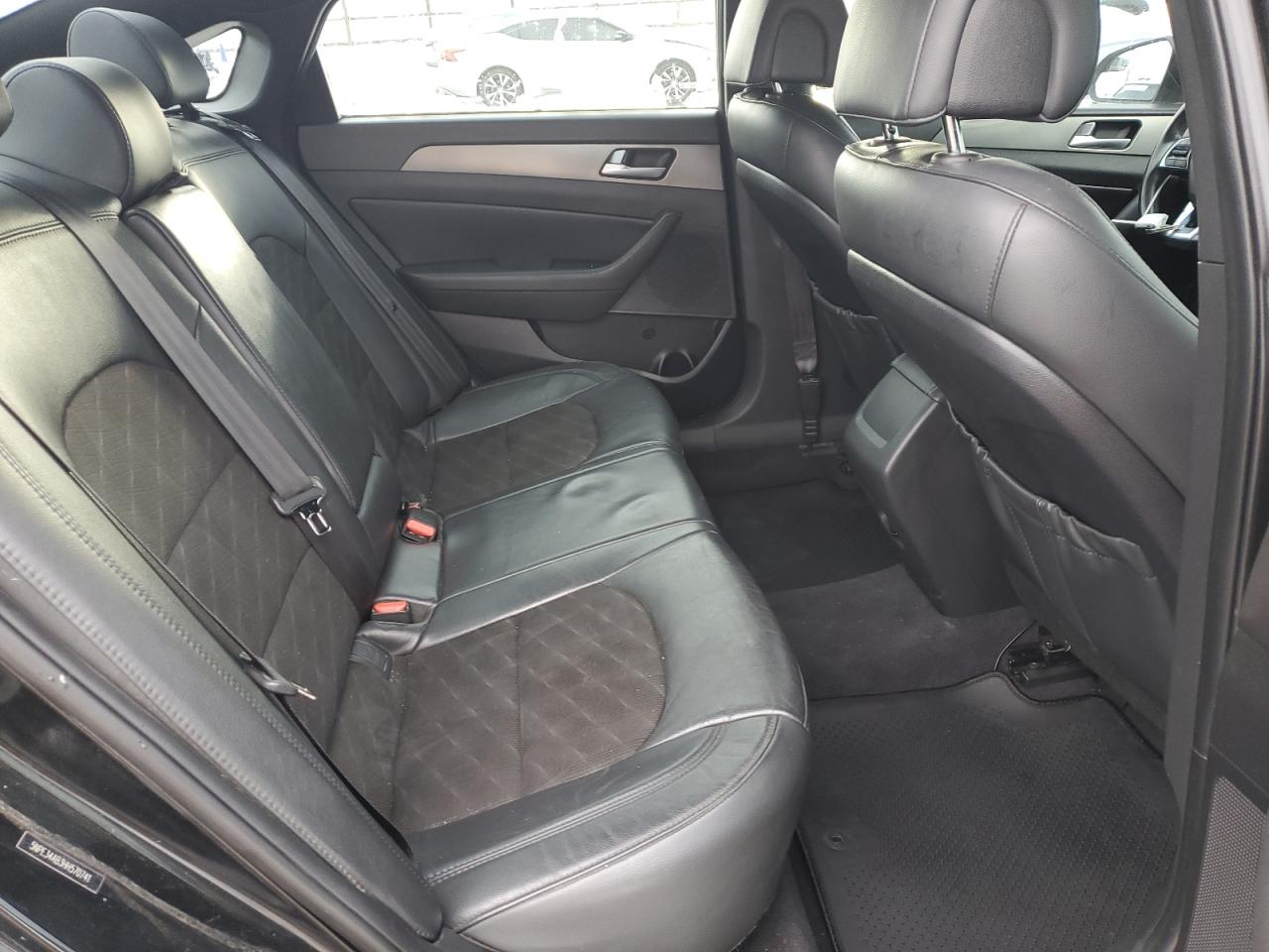 2017 Hyundai Sonata - Image 10