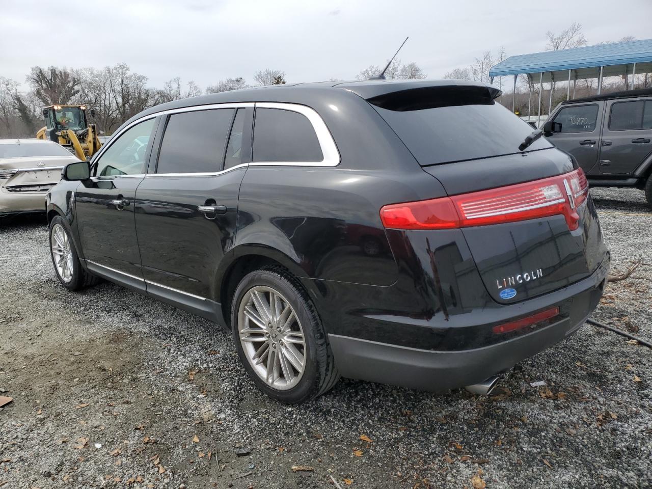 2016 Lincoln MKT - Image 2