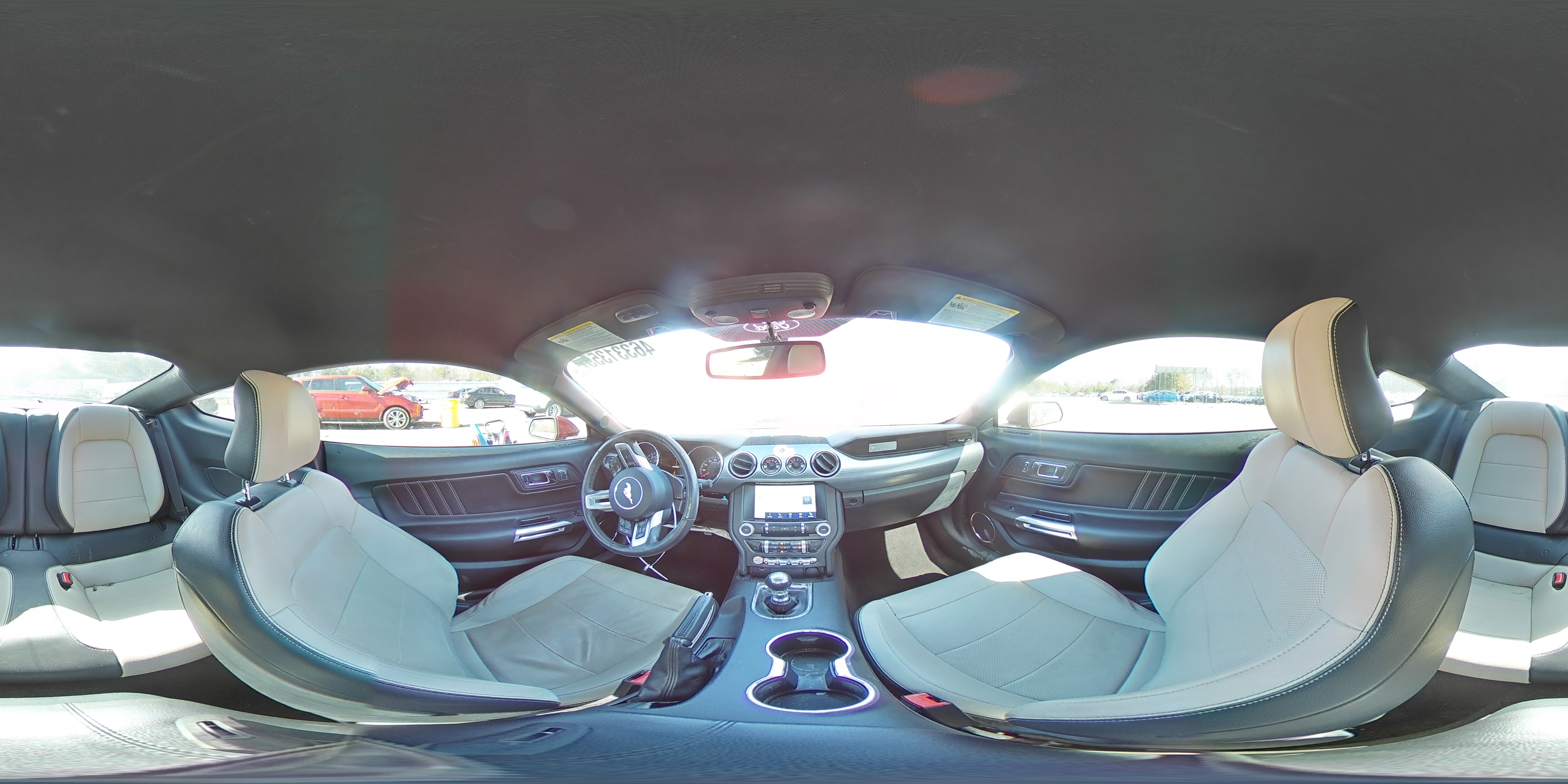 2015 Ford Mustang - Image 13