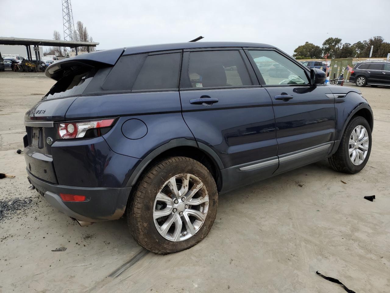 2014 Land Rover Range Rover - Image 3