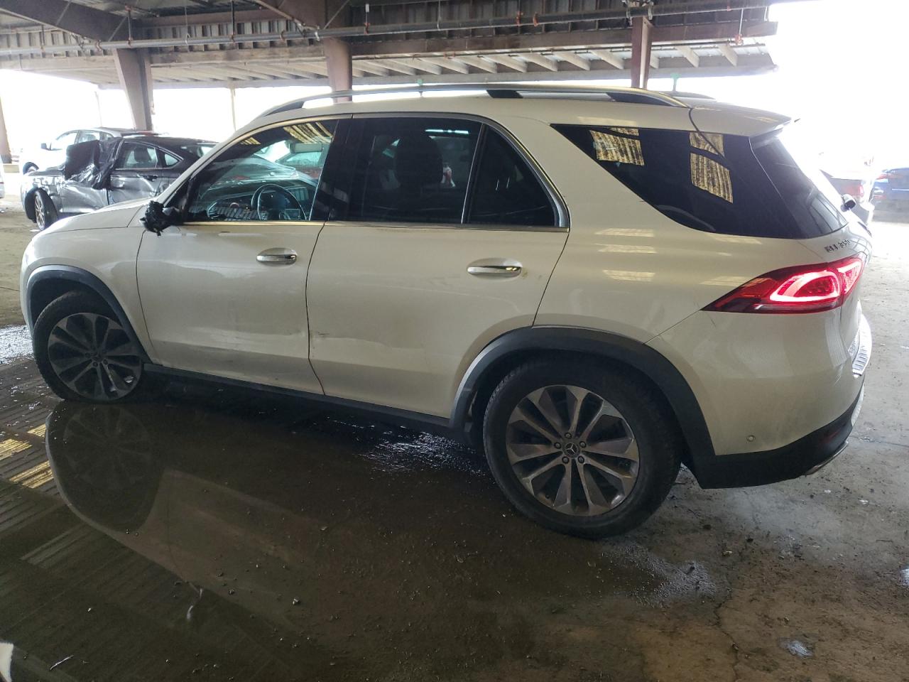 2020 Mercedes-Benz GLE - Image 2