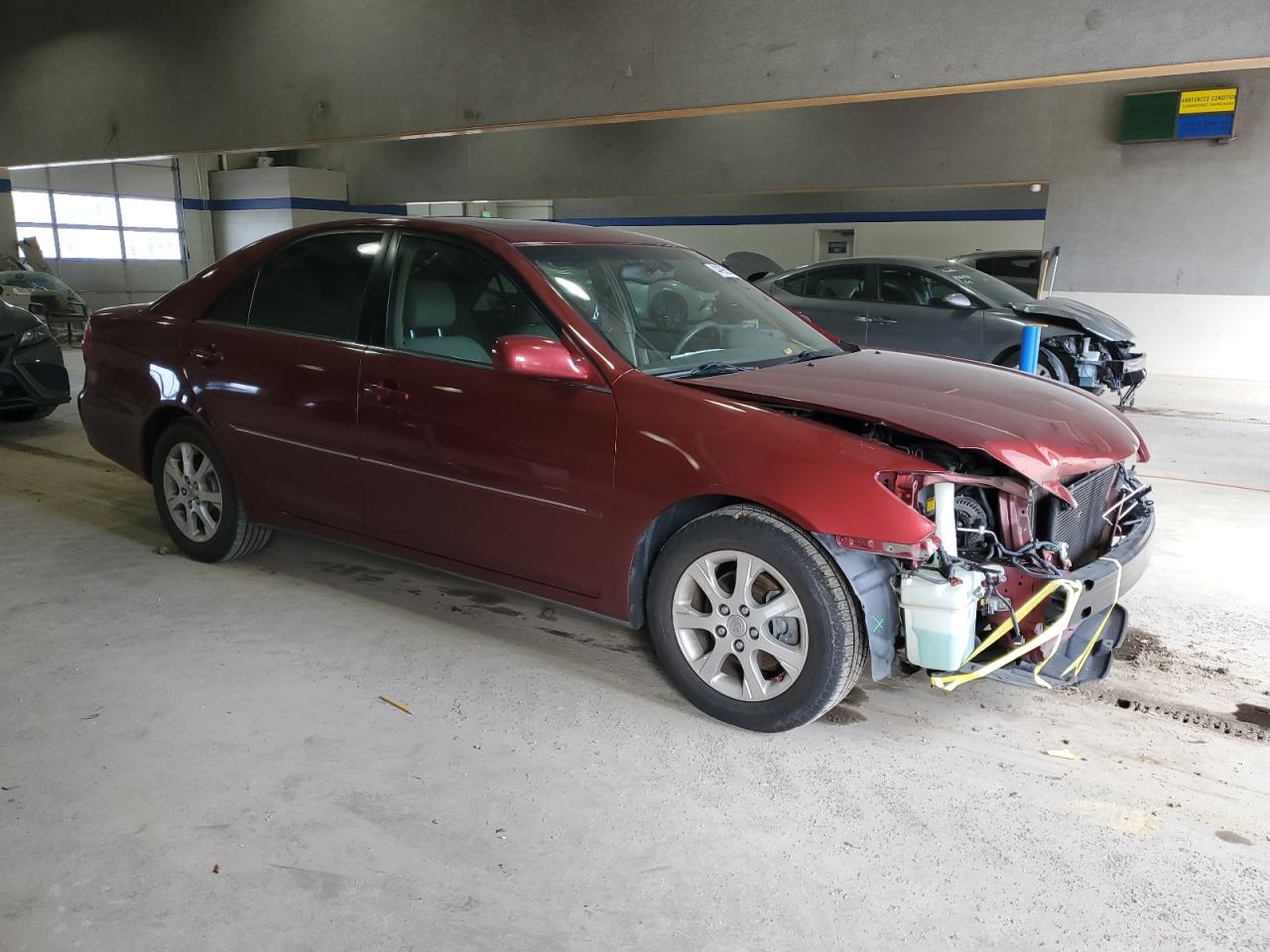 2005 Toyota Camry - Image 4