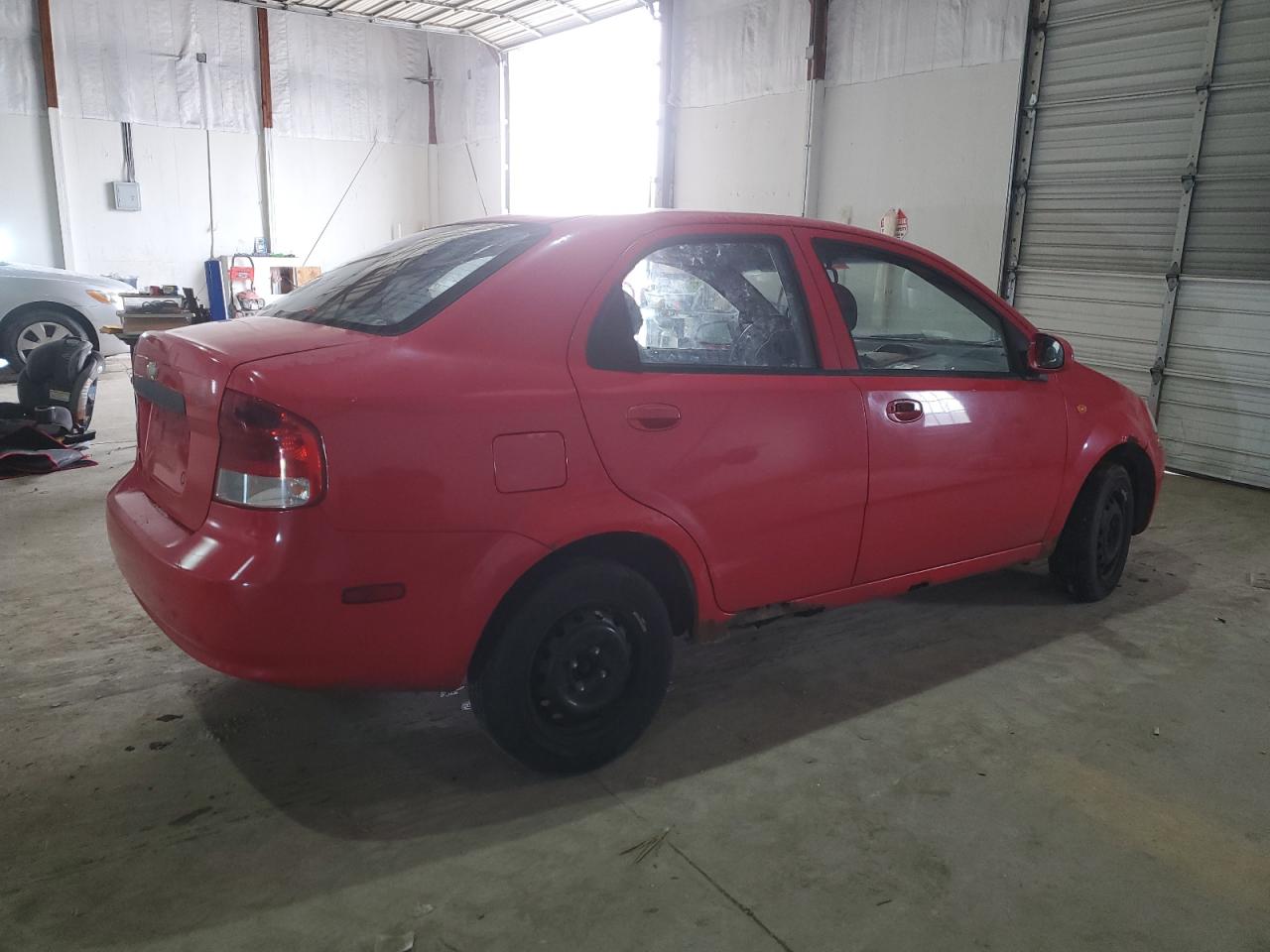 2004 Chevrolet Aveo - Image 3