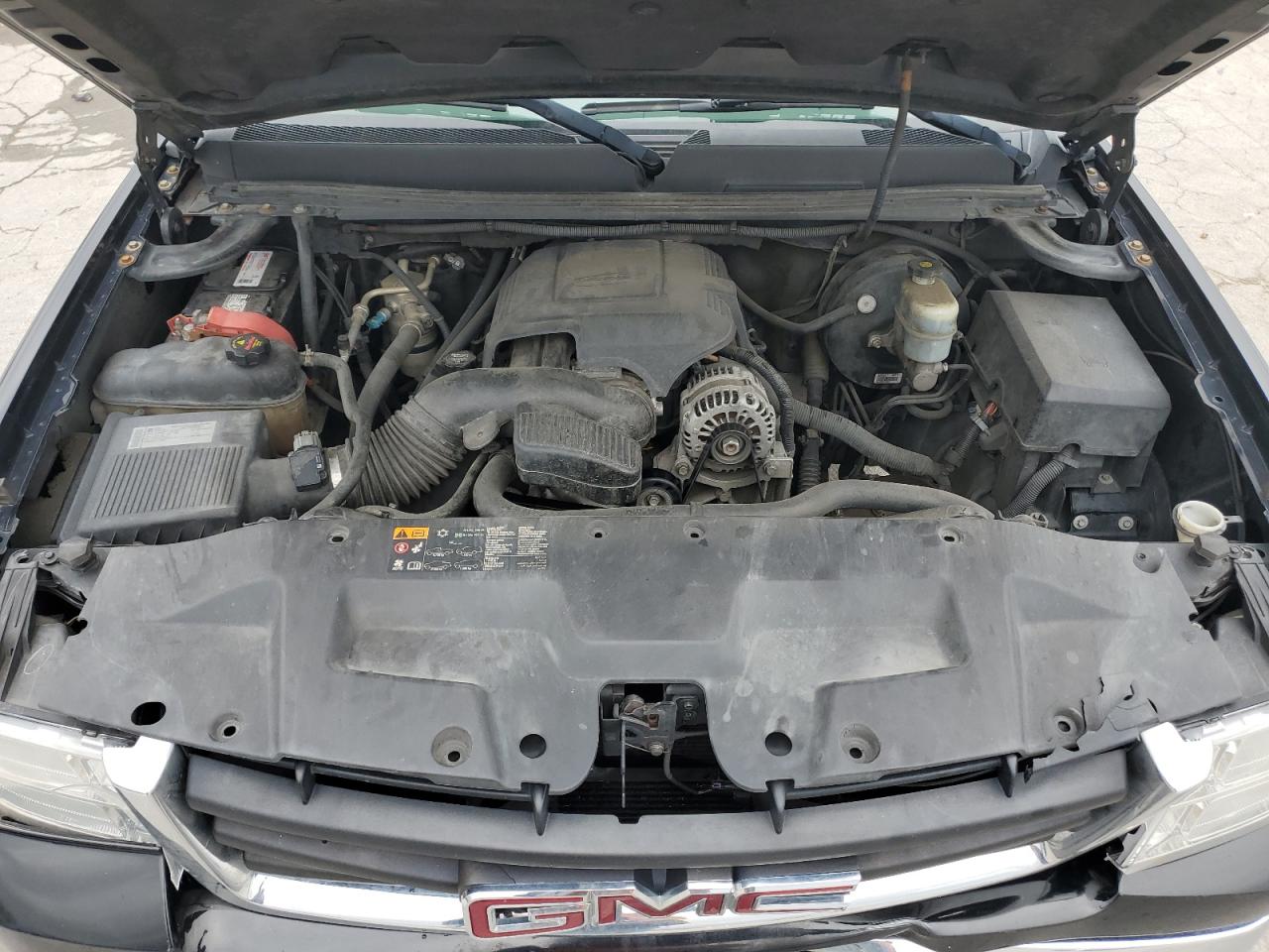 2009 GMC Sierra - Image 12