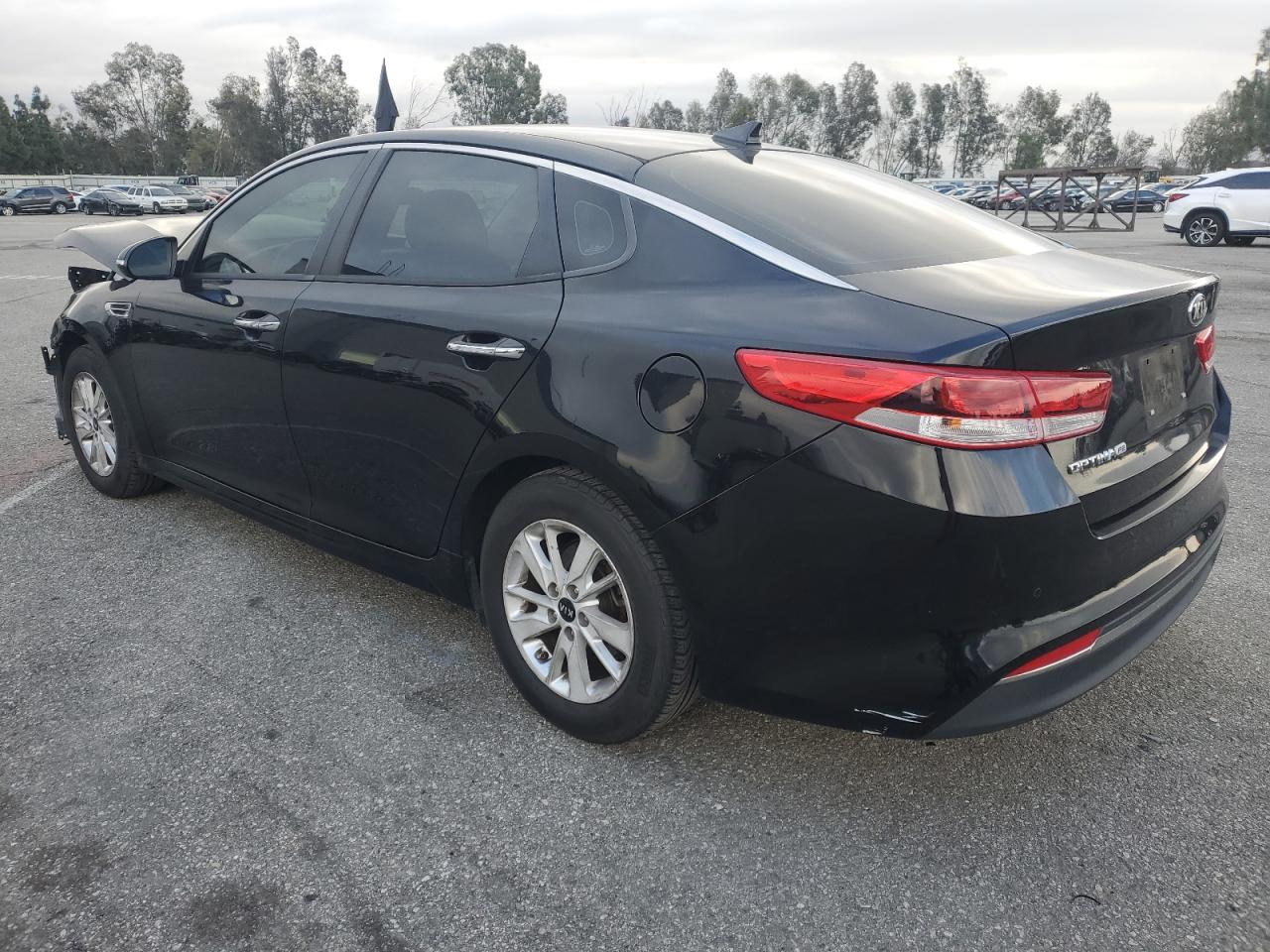 2018 Kia Optima - Image 2