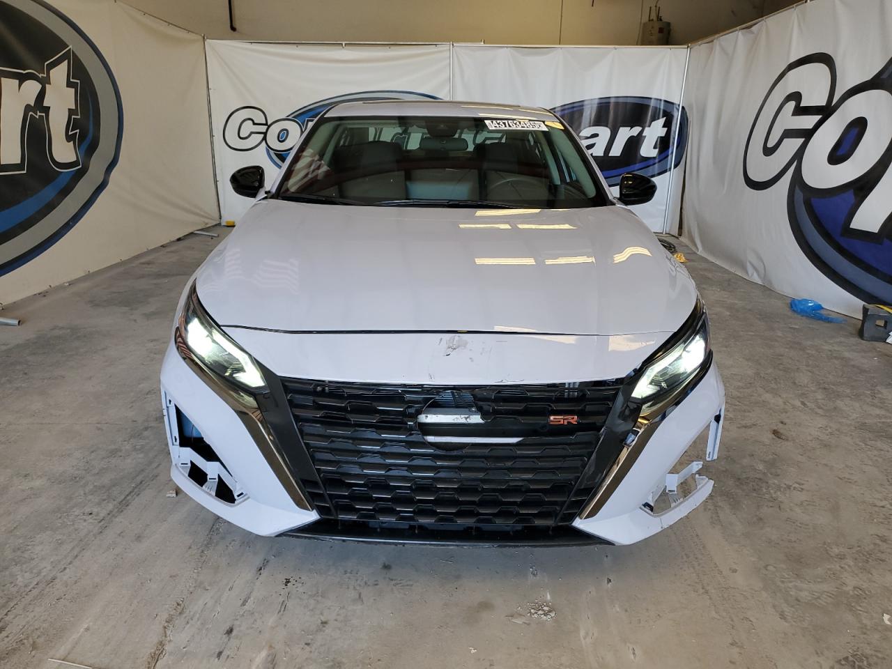 2024 Nissan Altima - Image 5