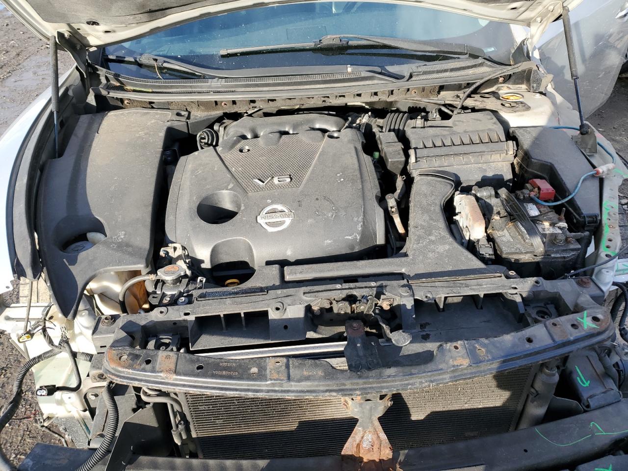 2009 Nissan Maxima - Image 11