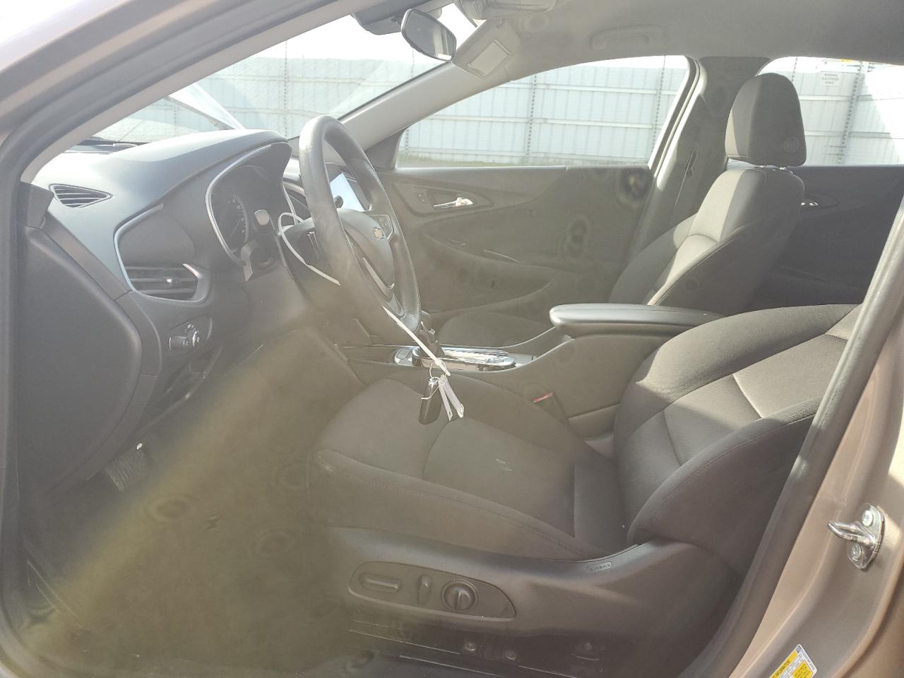 2023 Chevrolet Malibu - Image 7