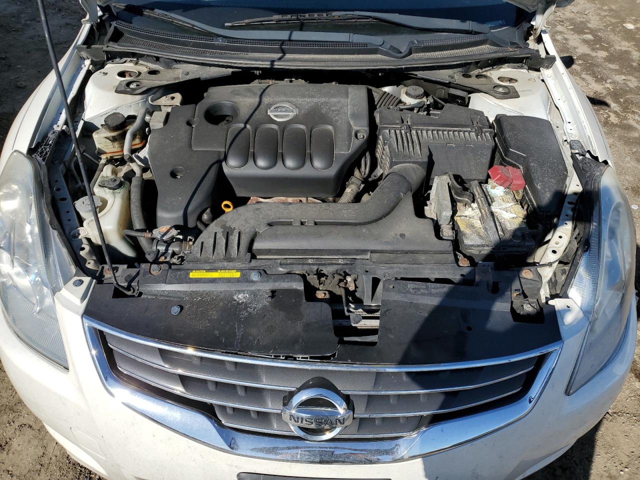 2011 Nissan Altima - Image 11