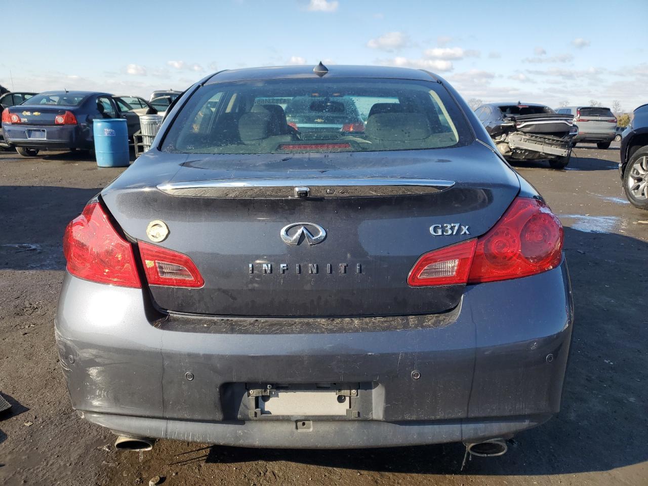 2011 Infiniti G - Image 6