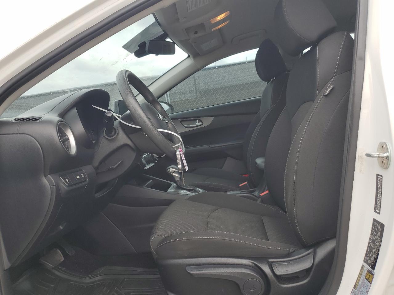 2019 Kia Forte - Image 7