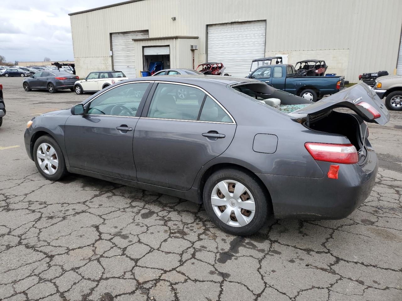 2008 Toyota Camry - Image 2