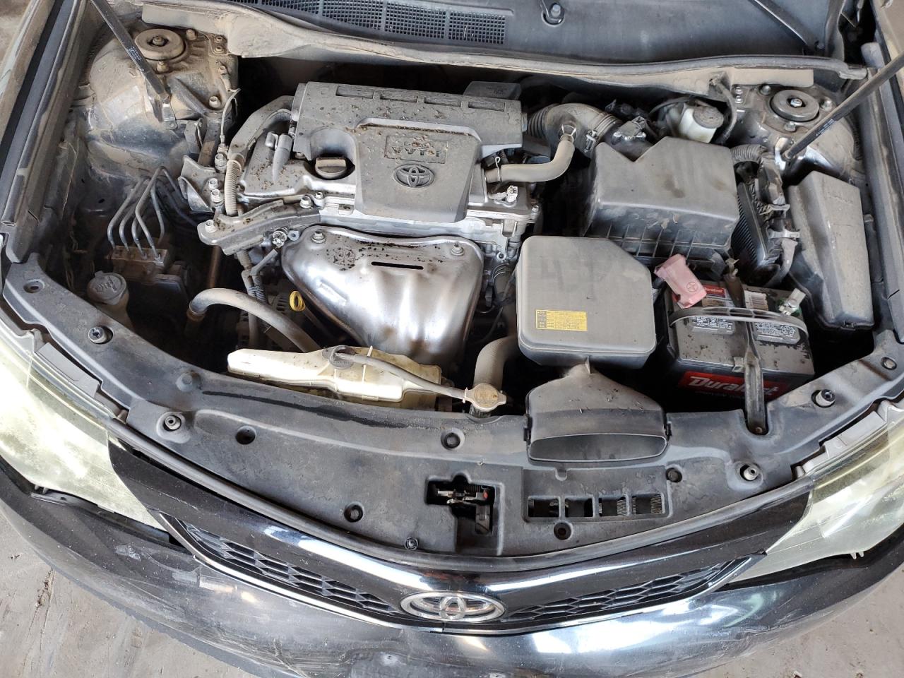 2012 Toyota Camry - Image 12