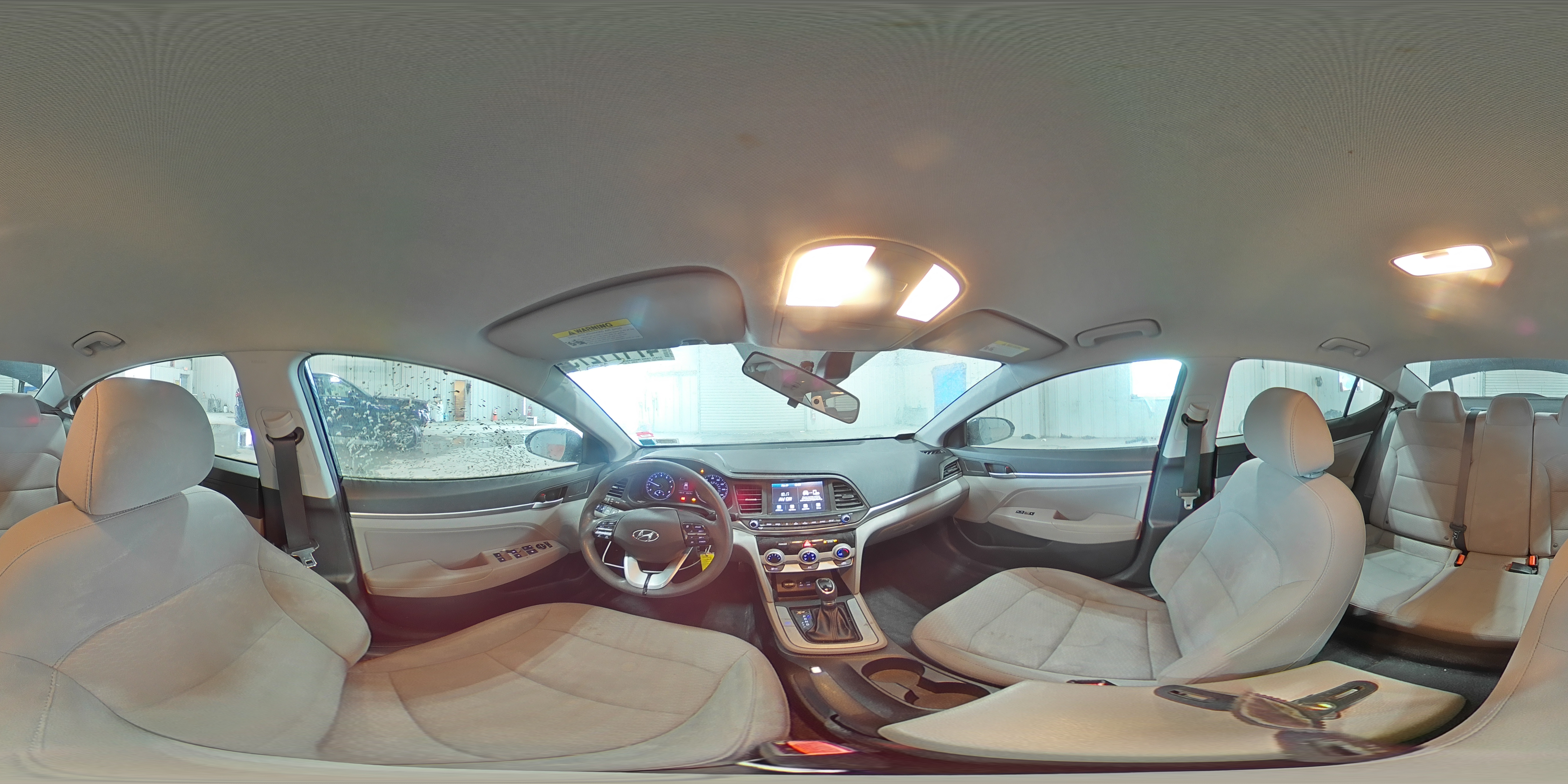 2019 Hyundai Elantra - Image 15