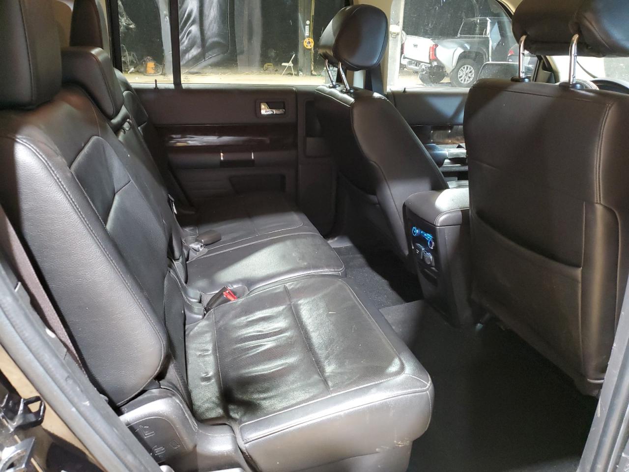 2019 Ford Flex - Image 11
