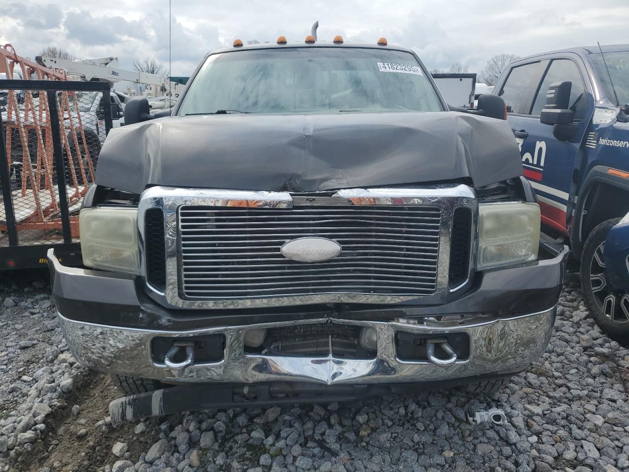 2006 Ford F350 - Image 5