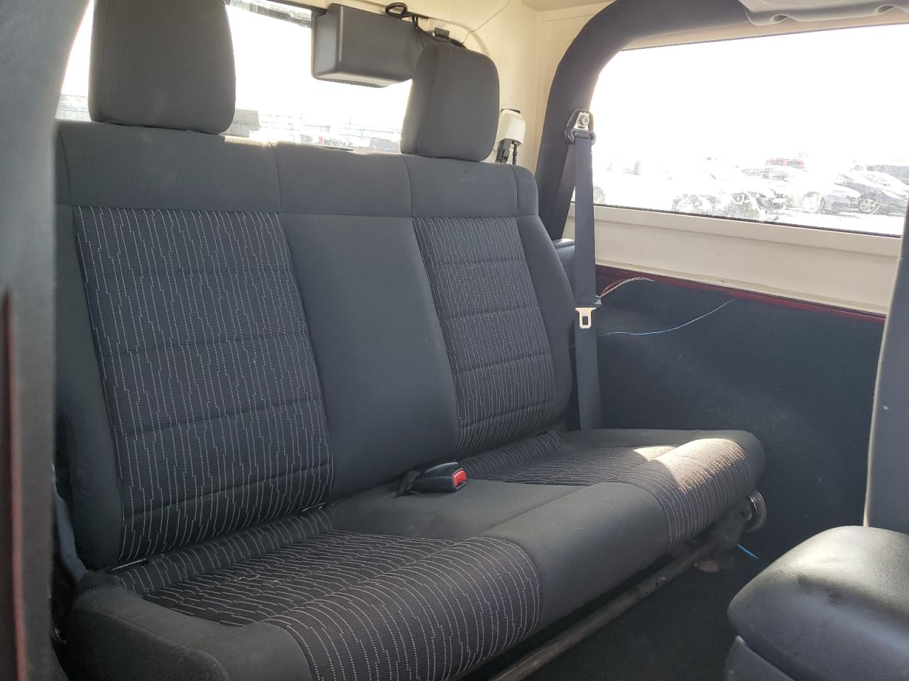 2011 Jeep Wrangler - Image 11