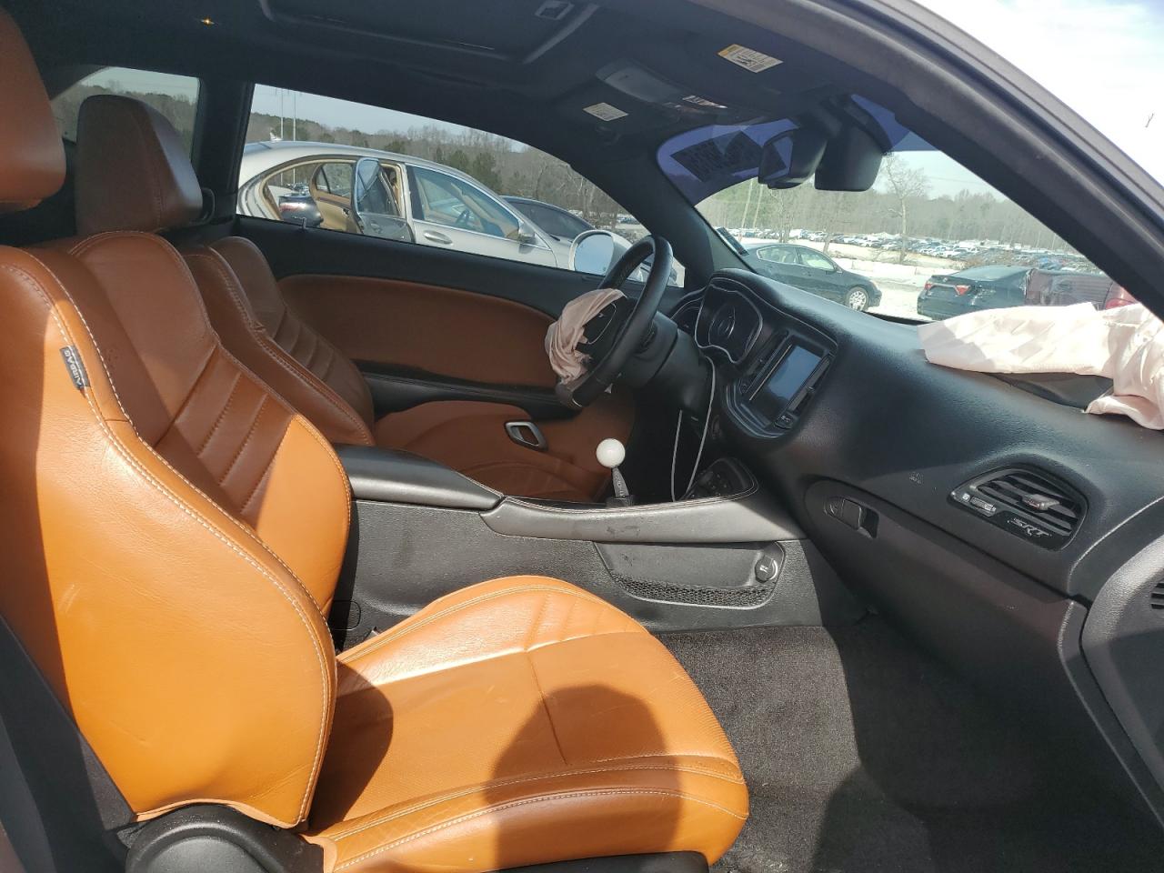 2015 Dodge Challenger - Image 10