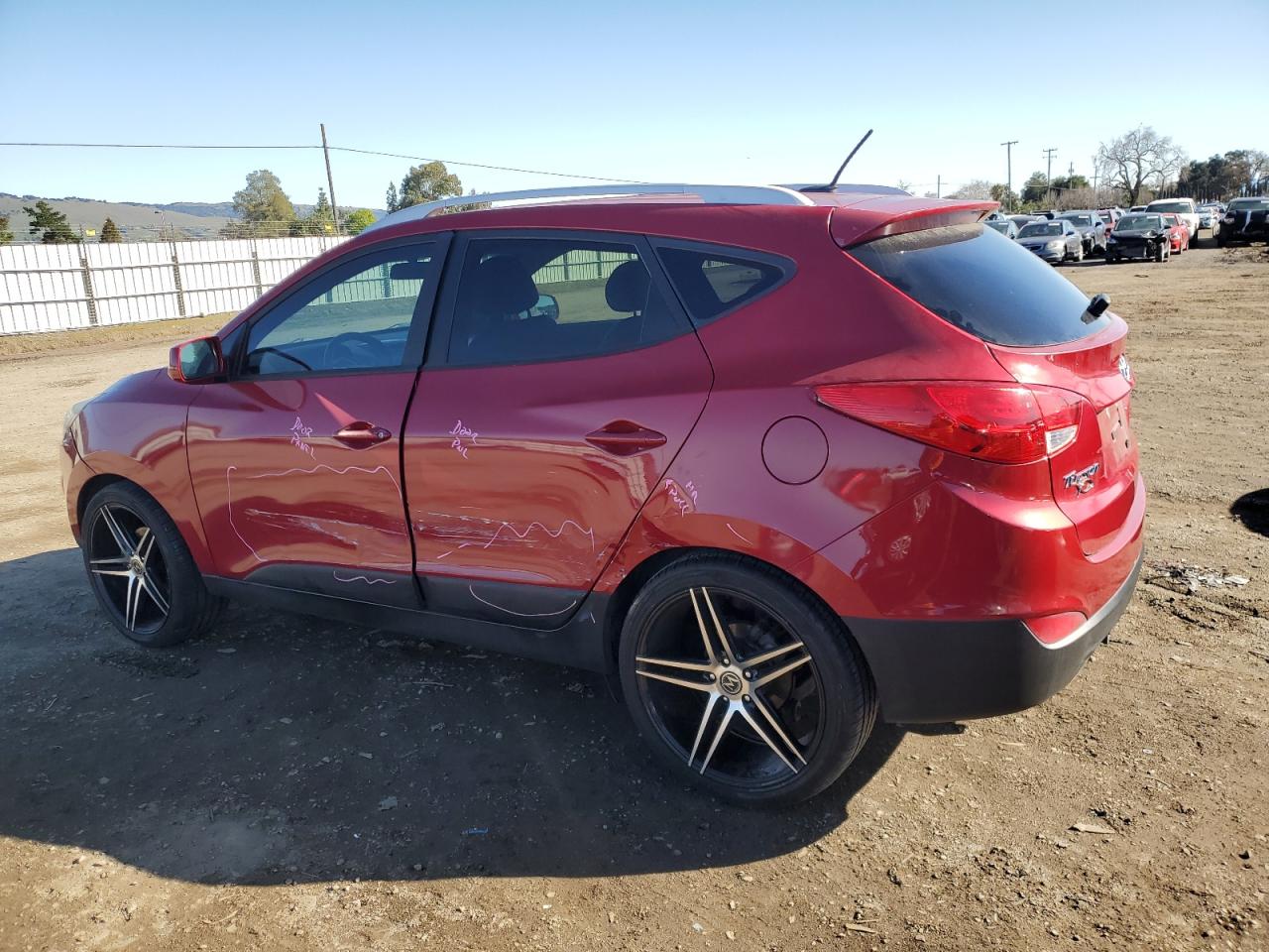 2014 Hyundai Tucson - Image 2