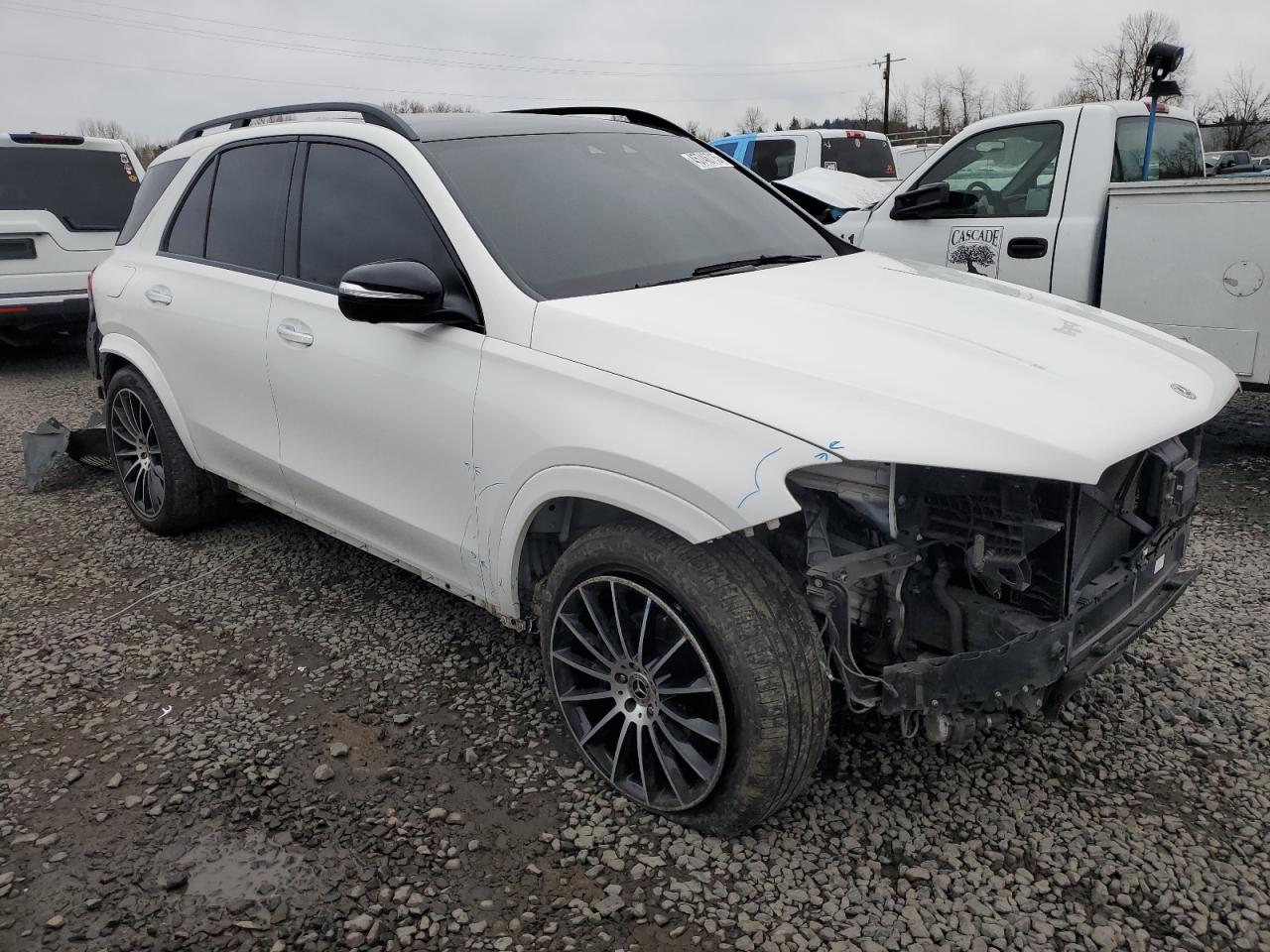 2022 Mercedes-Benz GLE - Image 4