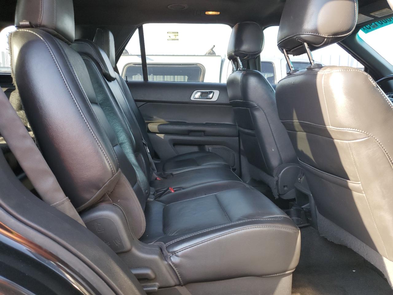 2012 Ford Explorer - Image 11