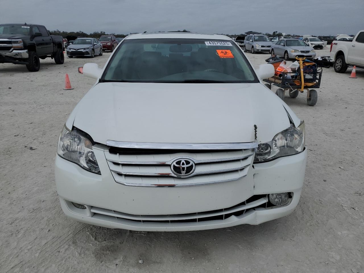 2007 Toyota Avalon - Image 5