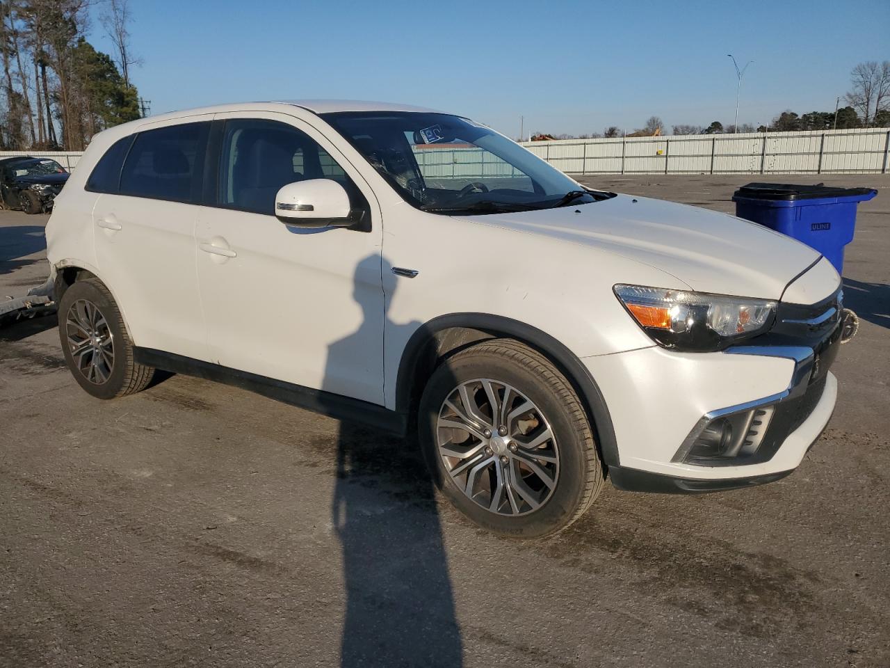 2018 Mitsubishi Outlander - Image 4
