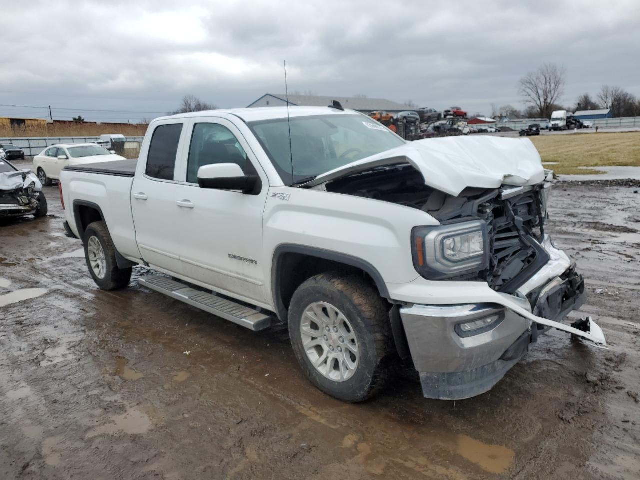 2019 GMC Sierra - Image 4