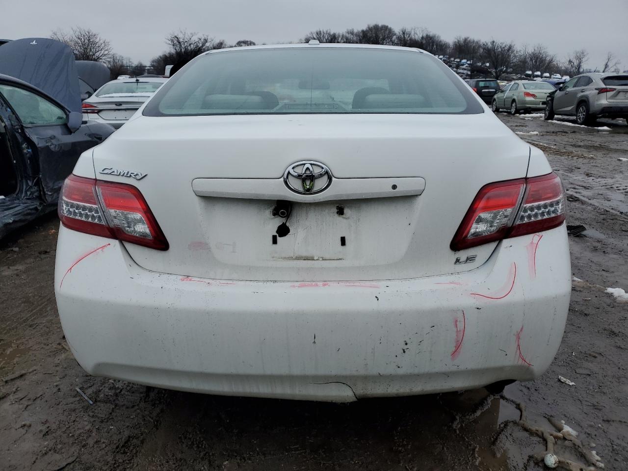 2010 Toyota Camry - Image 6