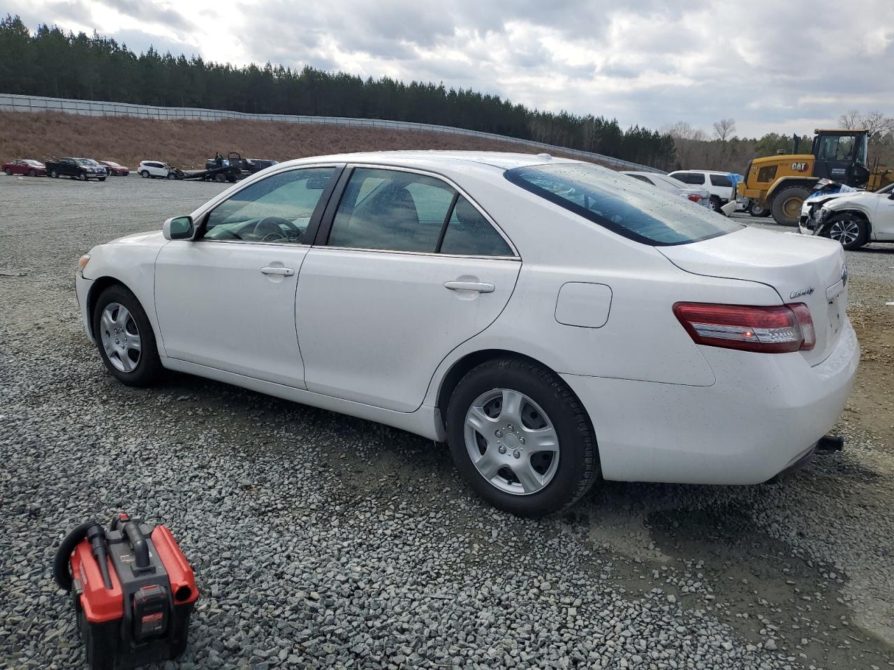 2011 Toyota Camry - Image 2