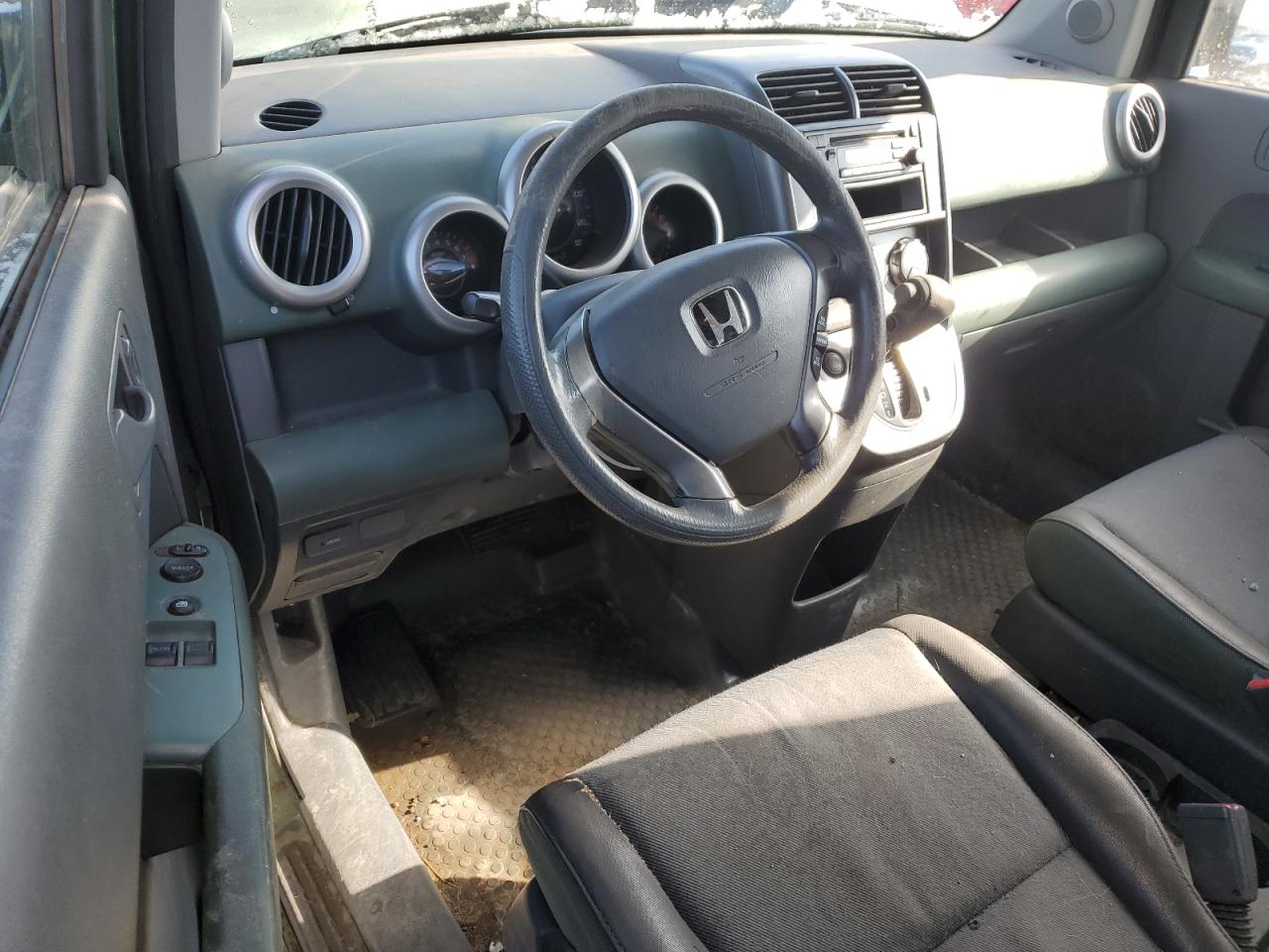 2005 Honda Element - Image 8