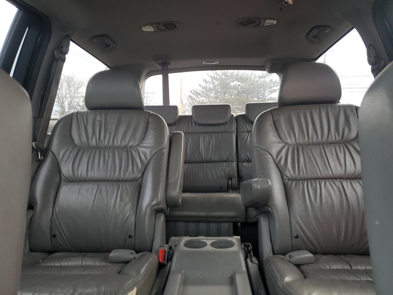 2009 Honda Odyssey - Image 10