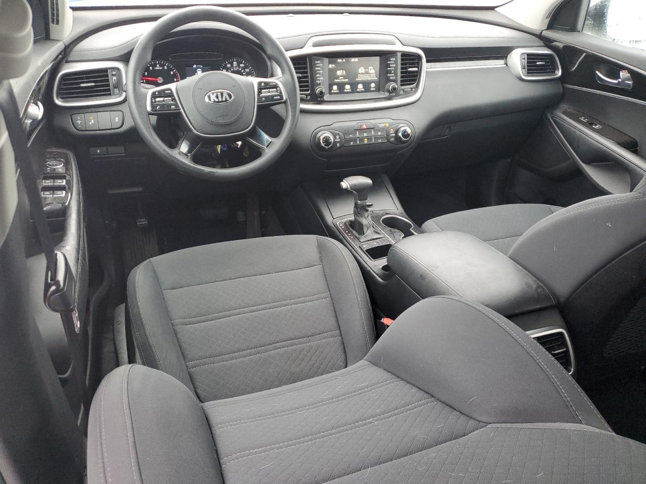 2020 Kia Sorento - Image 8