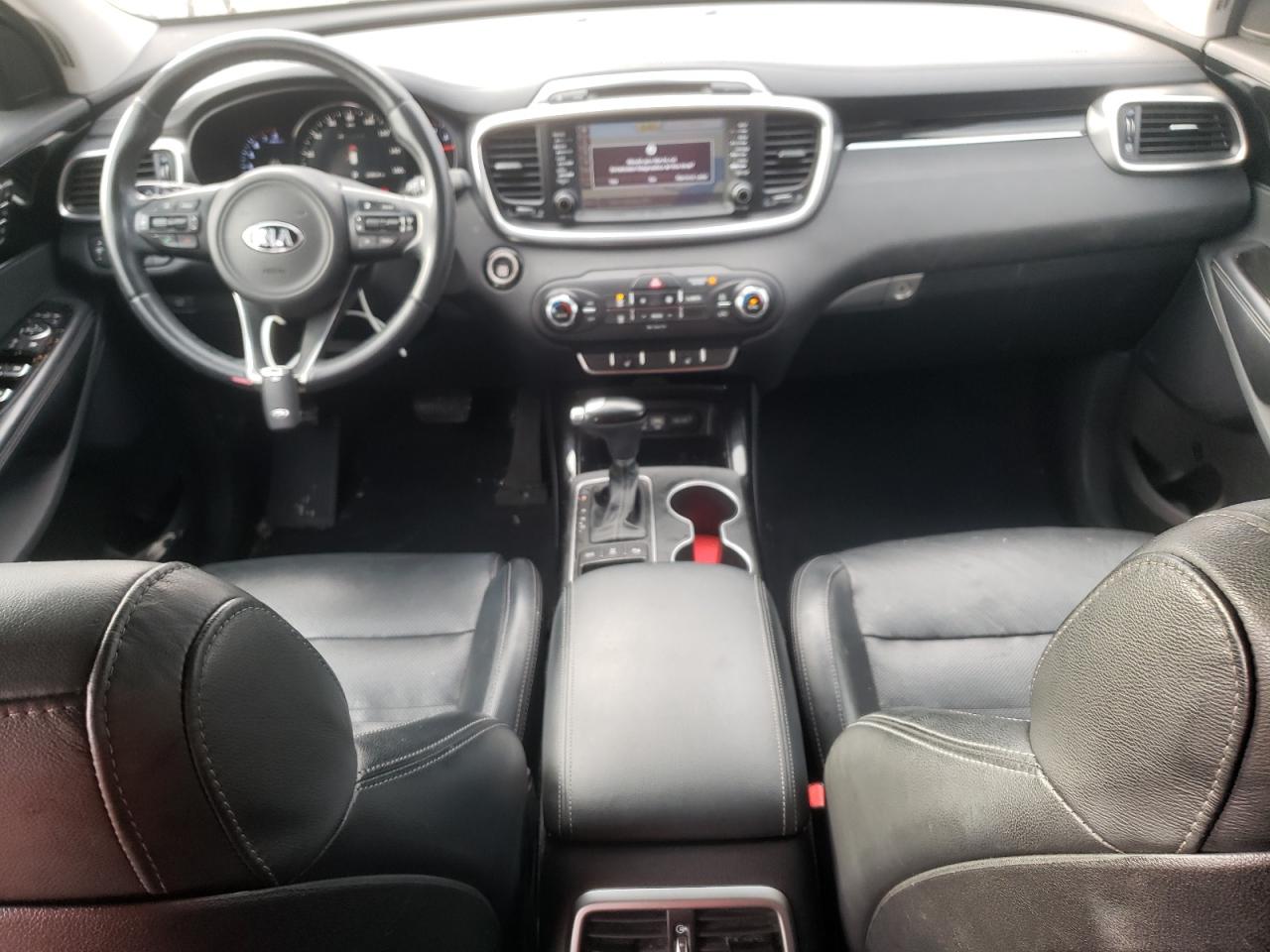 2018 Kia Sorento - Image 8