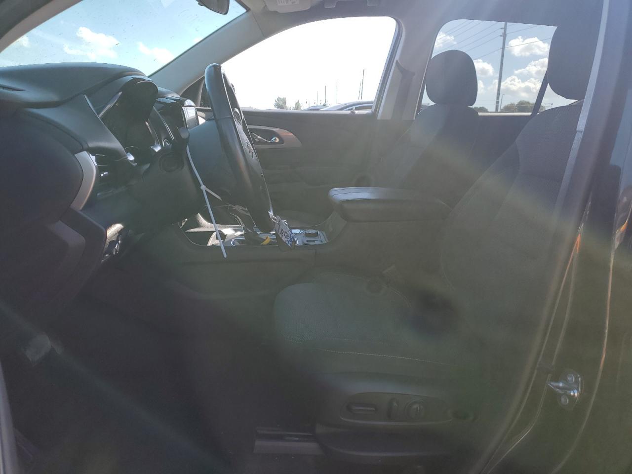 2018 Chevrolet Traverse - Image 7