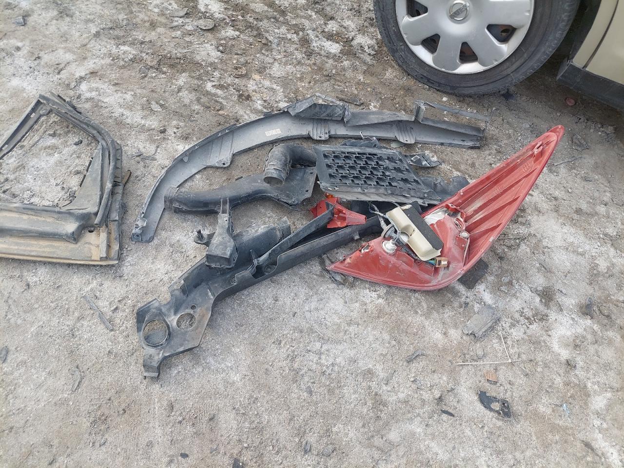 JN1CC13C18T011649 - 2008 Nissan TIIDA - #44085785