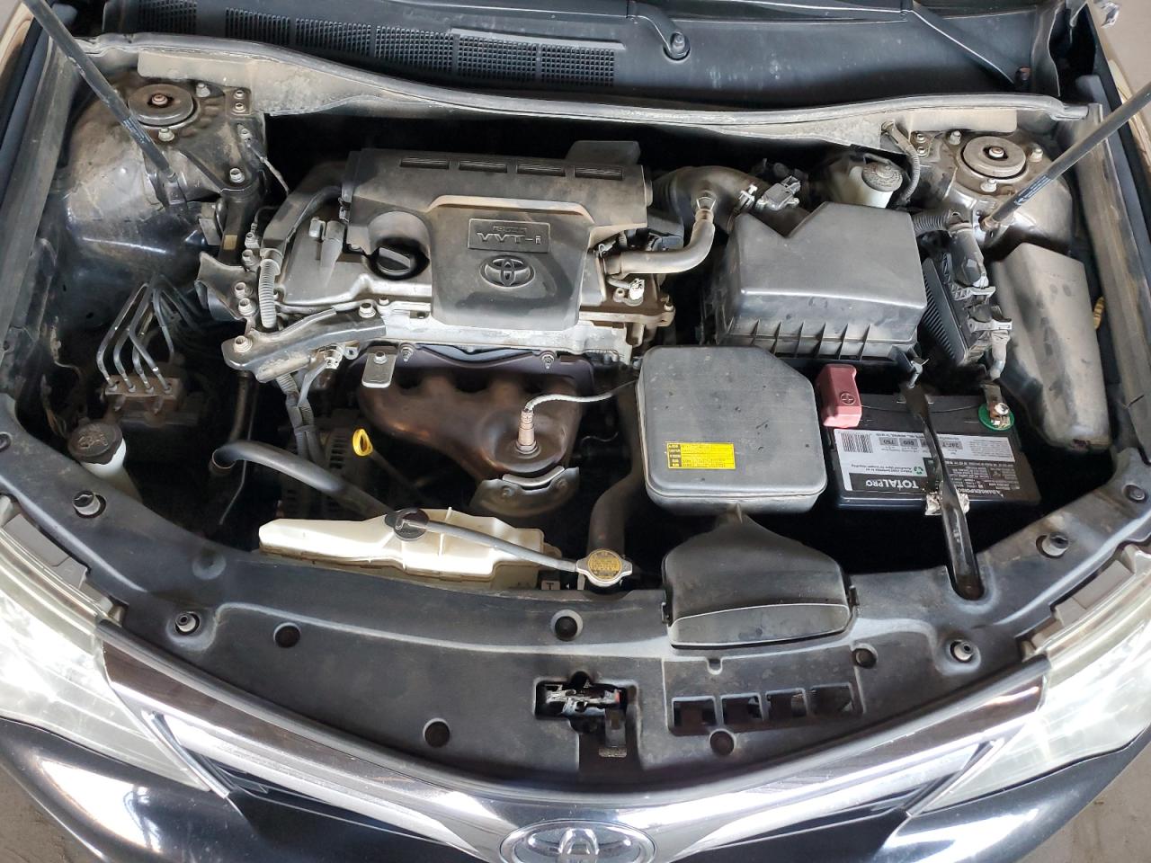 2012 Toyota Camry - Image 13