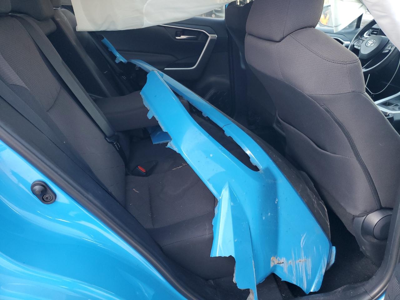 2019 Toyota RAV 4 - Image 11
