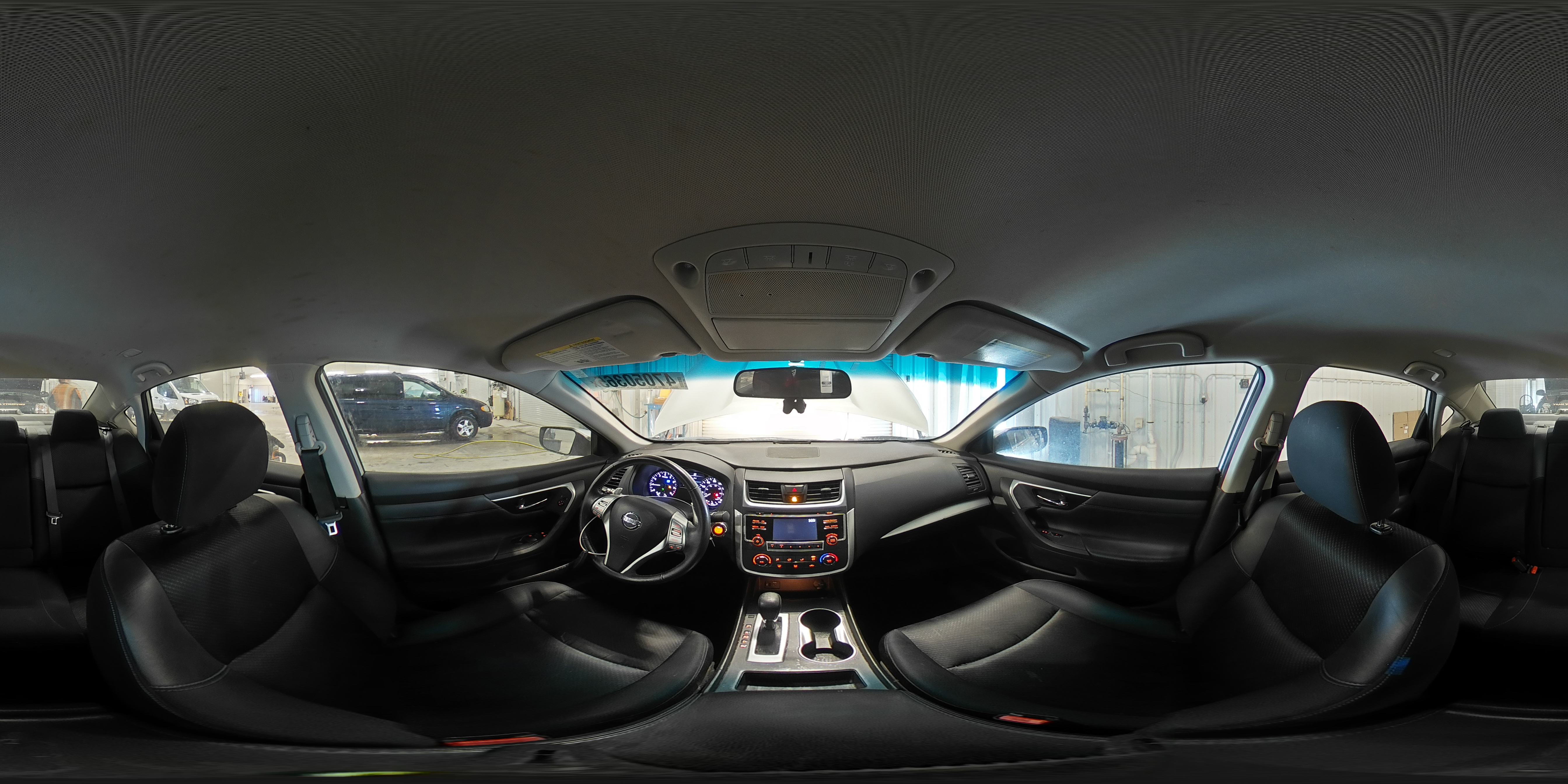 2016 Nissan Altima - Image 12