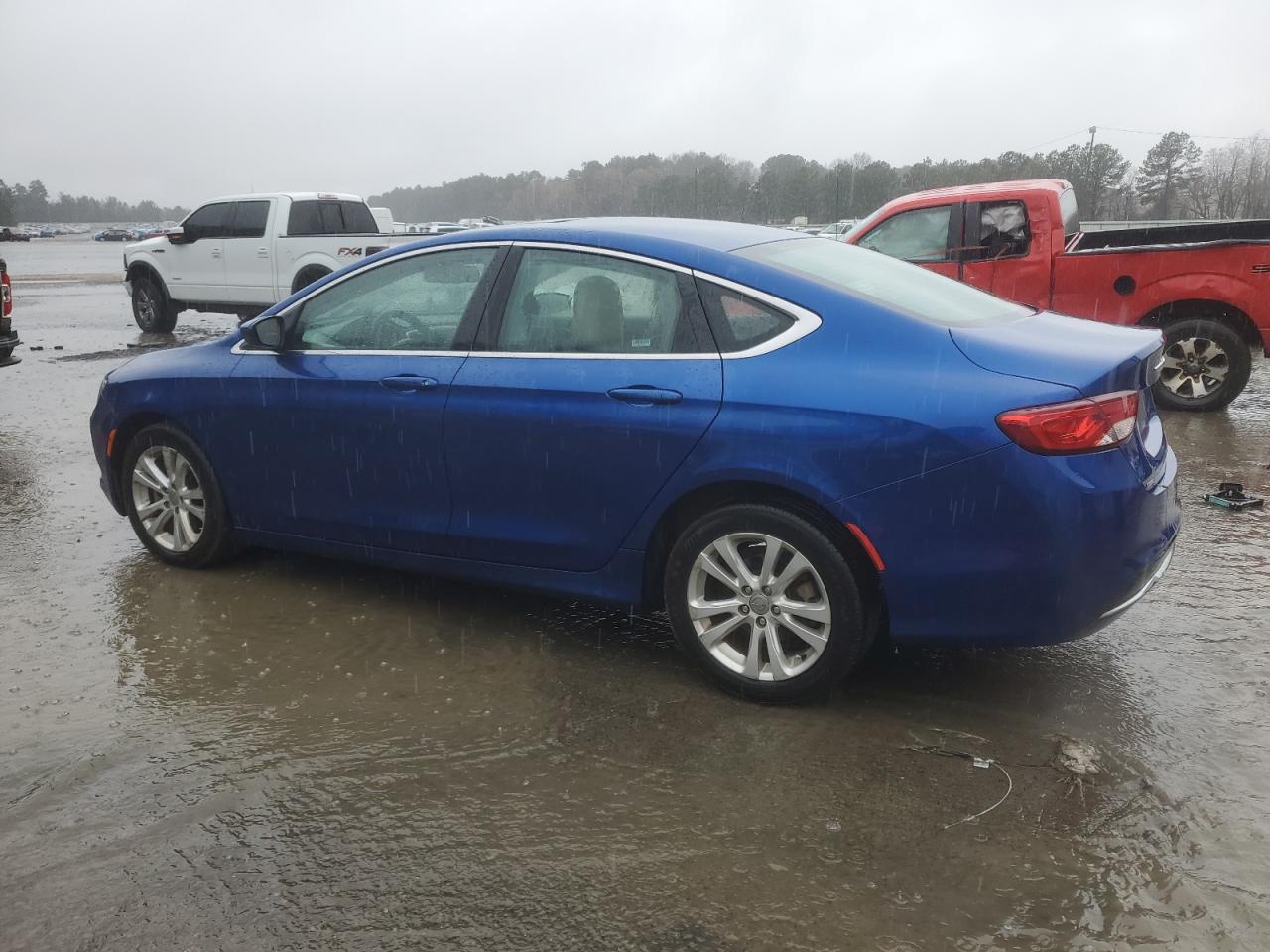 2015 Chrysler 200 - Image 2