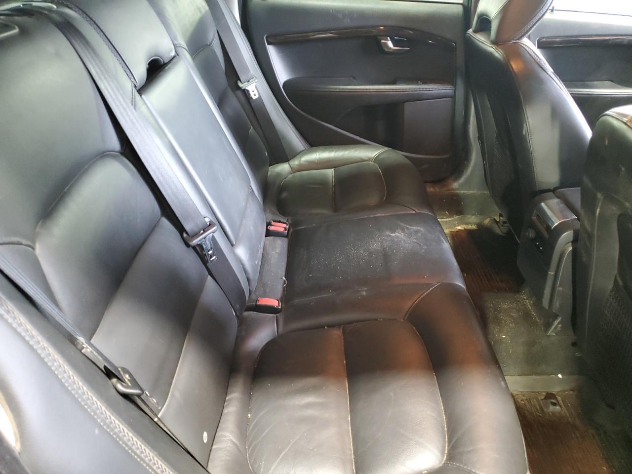 2016 Volvo XC70 - Image 10