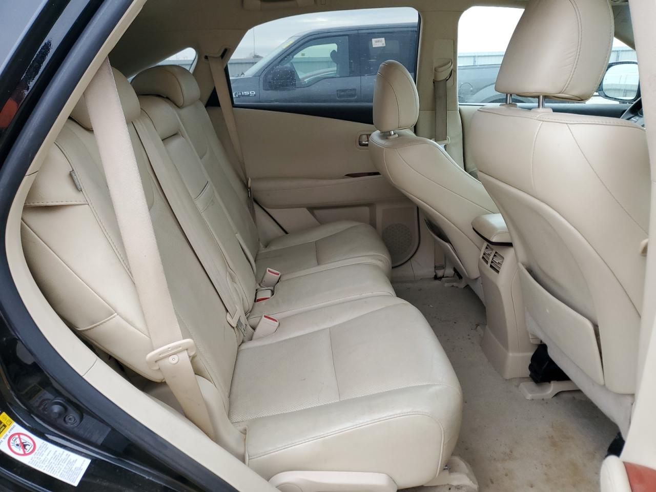 2010 Lexus RX - Image 11