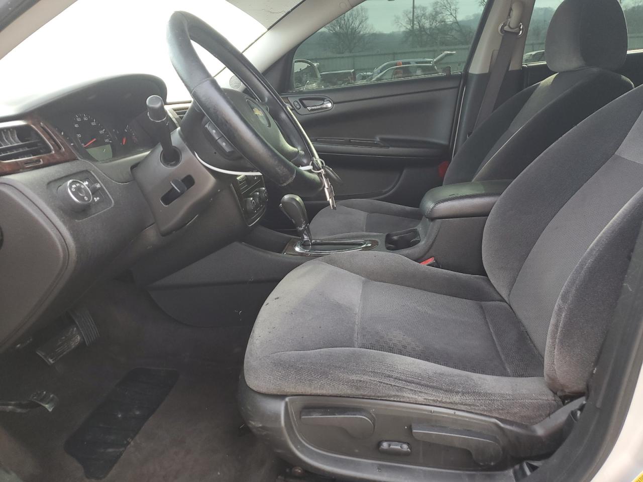 2015 Chevrolet Impala - Image 7