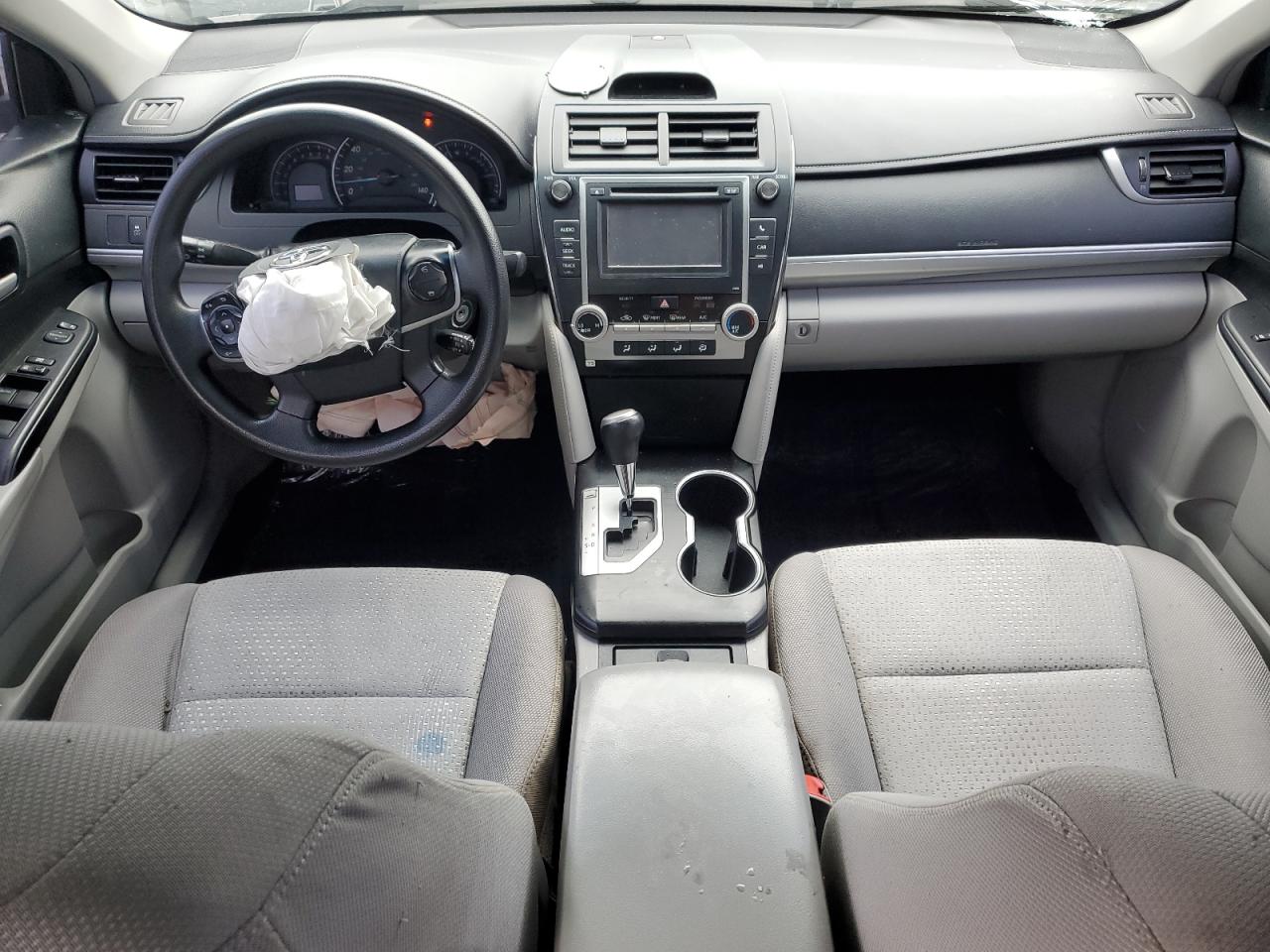 2013 Toyota Camry - Image 8