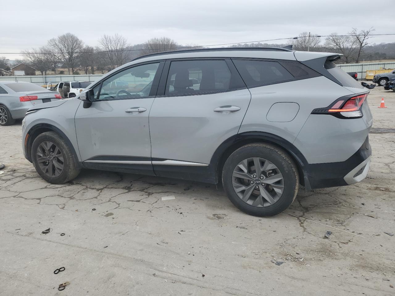 2023 Kia Sportage - Image 2