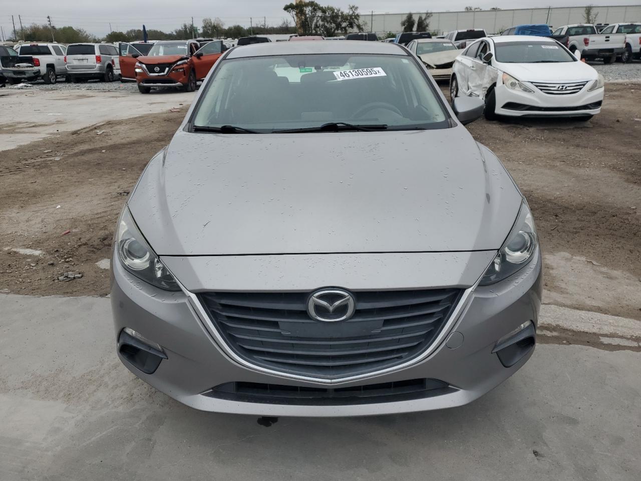 2016 Mazda 3 - Image 5