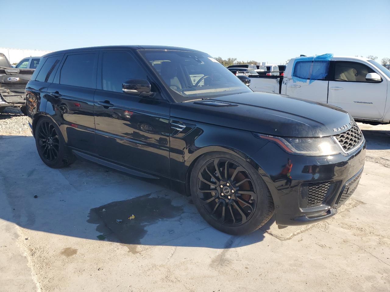 2018 Land Rover Range Rover - Image 4