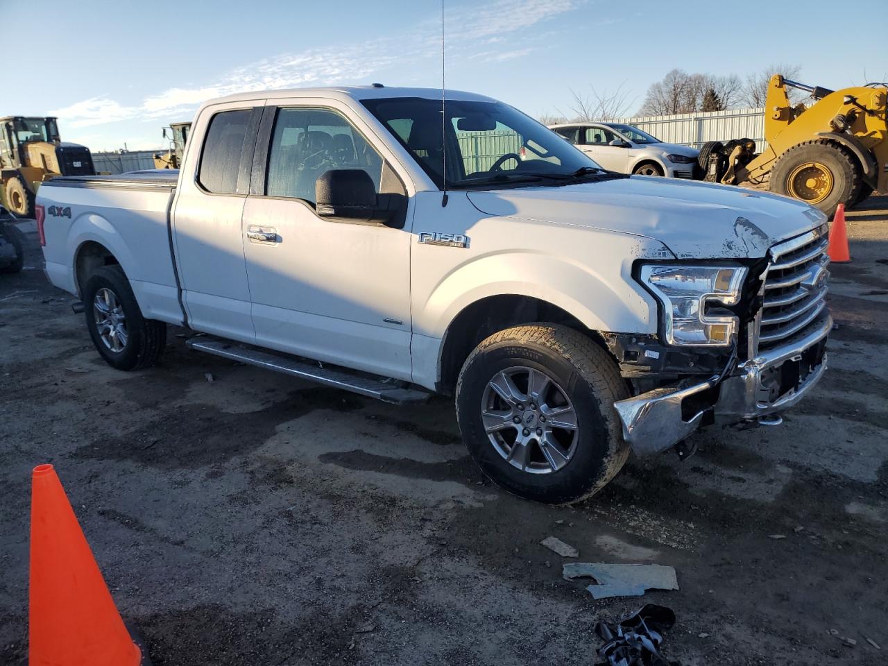 2015 Ford F-150 - Image 4